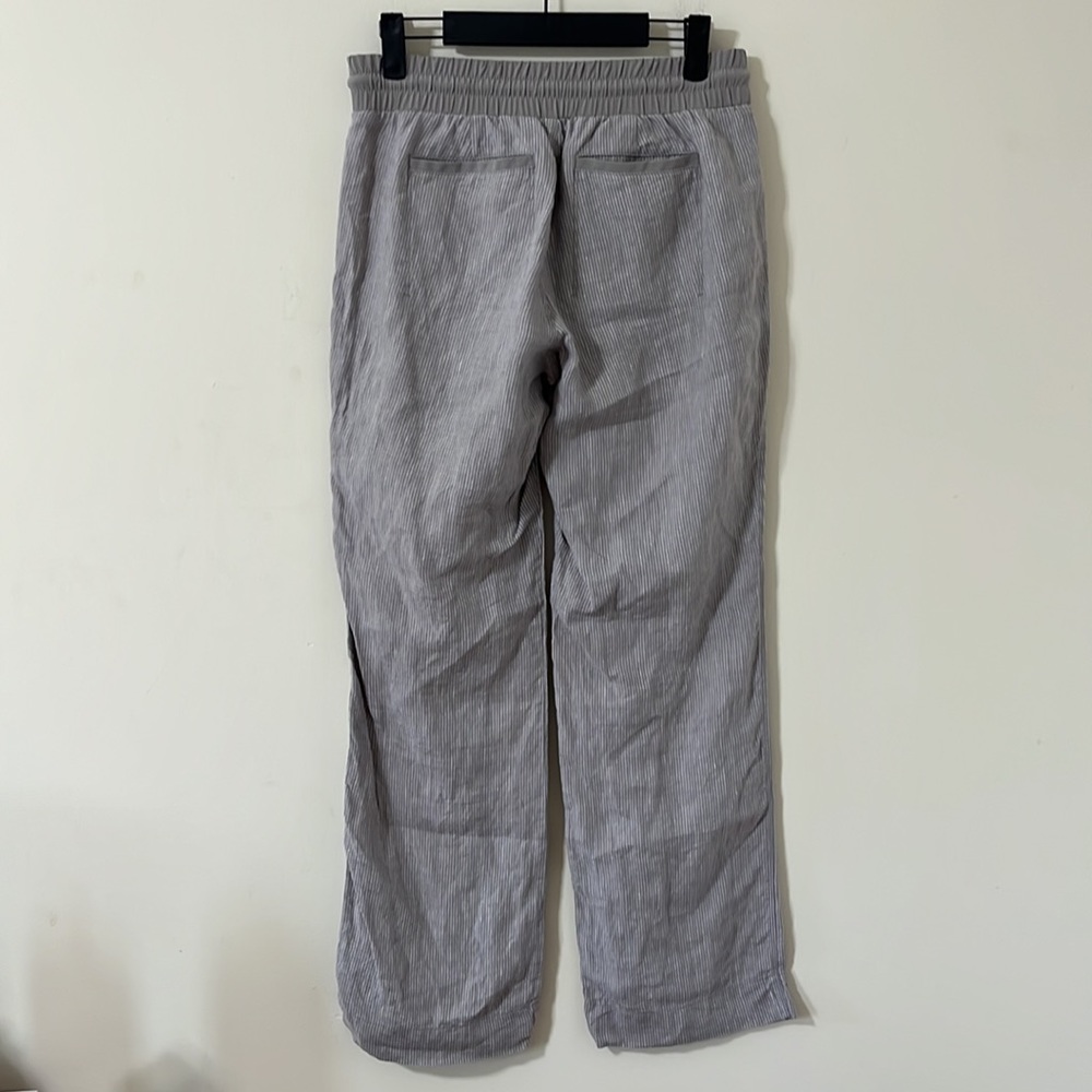 Athleta 100% Linen Grey Pinstrip High Rise Straight Leg Pants Size 4 - Picture 6 of 10